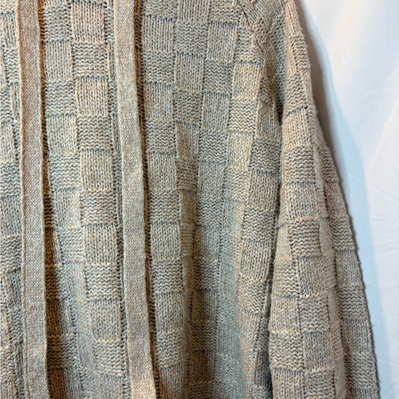 Cyrus Evolution Beige Knit Sweater - Picture 2 of 6